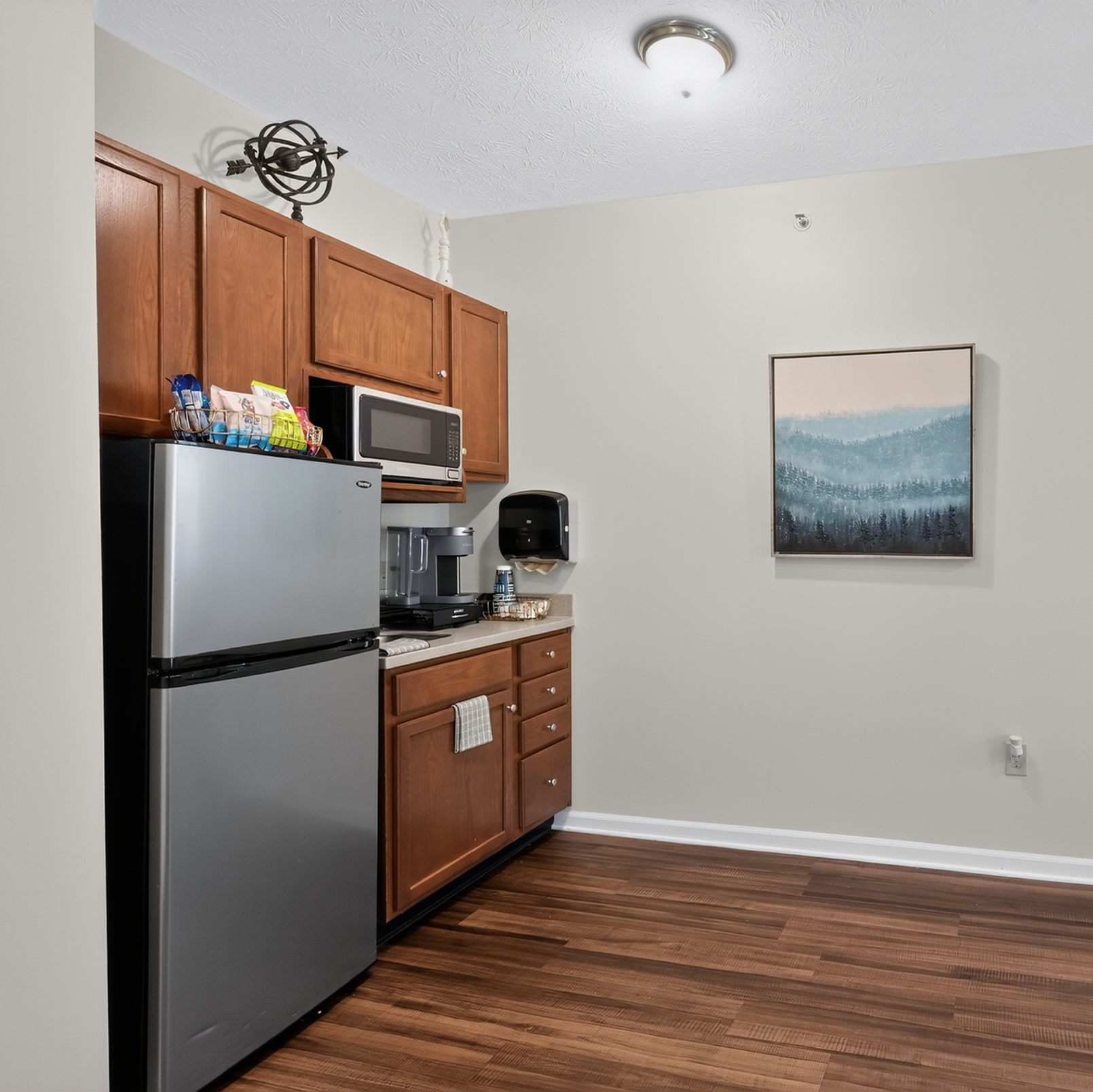 22_9107_Taylorsville_Rd-Kitchen-1470 2