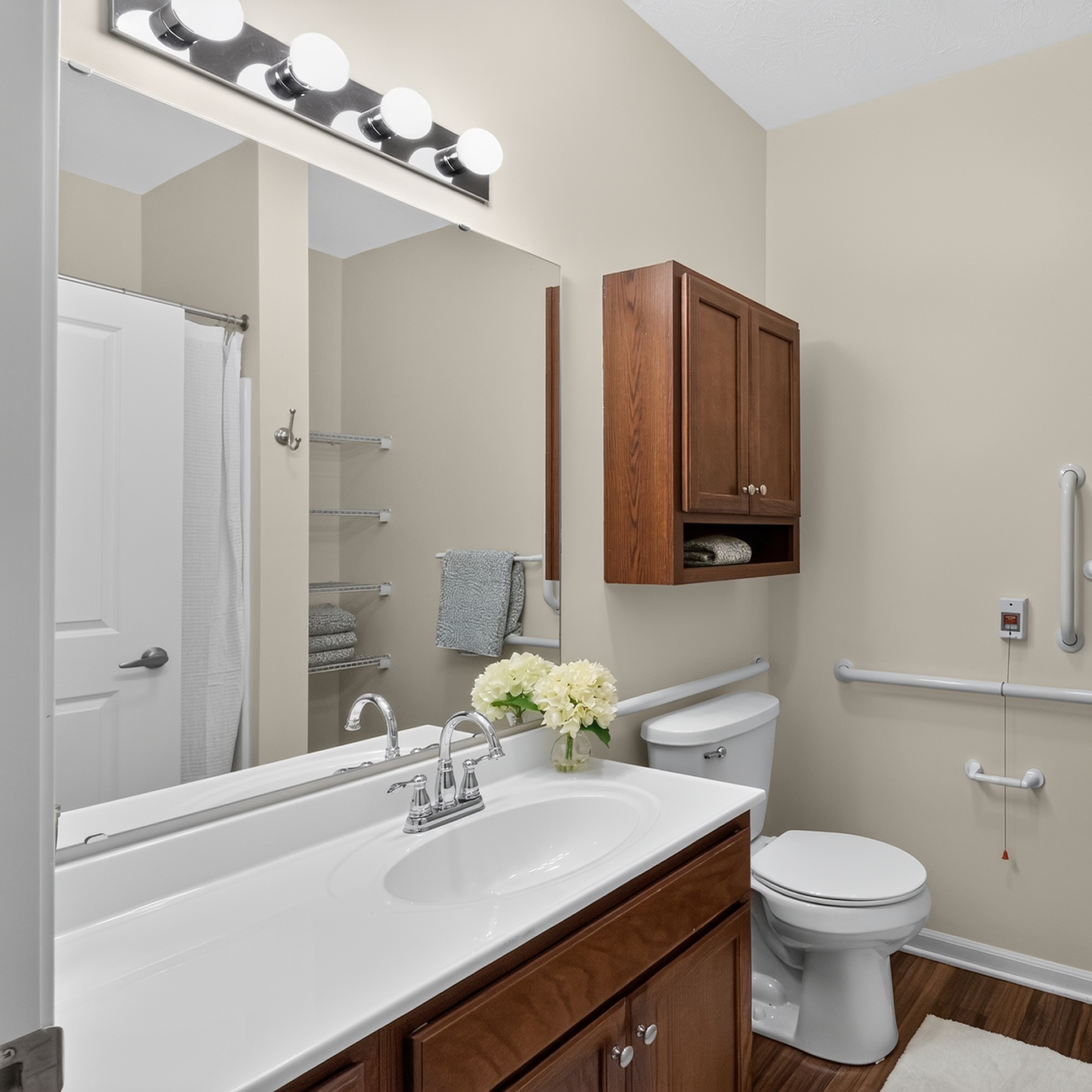 31_9107_Taylorsville_Rd-Bathroom-1461 2